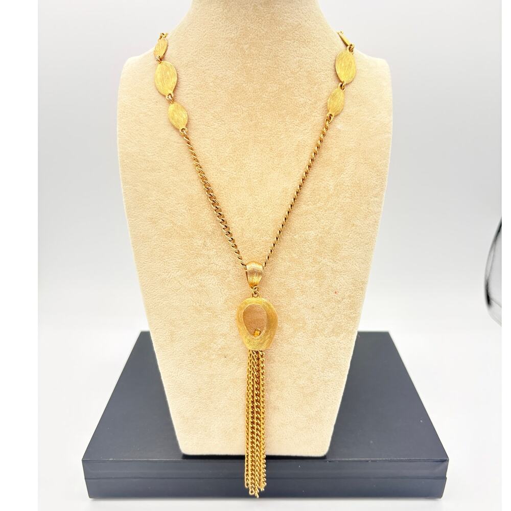 Vintage Gold‑Tone Tassel Necklace • Oval Stations •1990s Fashion Jewelry